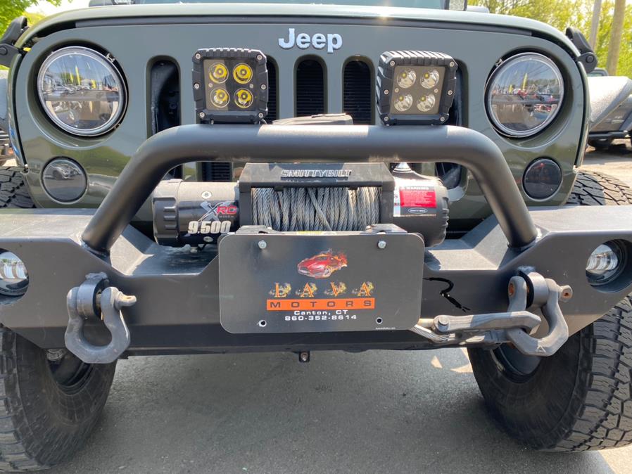 2015 Jeep Wrangler Unlimited 4WD 4dr Rubicon, available for sale in Canton, Connecticut | Lava Motors 2 Inc. Canton, Connecticut 2015 Jeep Wrangler Unlimited 4WD 4dr Rubicon, available for sale in Canton, Connecticut | Lava Motors 2 Inc. Canton, Connecticut