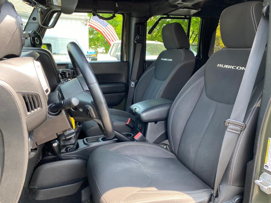 2015 Jeep Wrangler Unlimited 4WD 4dr Rubicon, available for sale in Canton, Connecticut | Lava Motors 2 Inc. Canton, Connecticut 2015 Jeep Wrangler Unlimited 4WD 4dr Rubicon, available for sale in Canton, Connecticut | Lava Motors 2 Inc. Canton, Connecticut