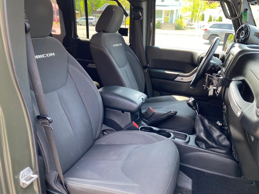 2015 Jeep Wrangler Unlimited 4WD 4dr Rubicon, available for sale in Canton, Connecticut | Lava Motors 2 Inc. Canton, Connecticut 2015 Jeep Wrangler Unlimited 4WD 4dr Rubicon, available for sale in Canton, Connecticut | Lava Motors 2 Inc. Canton, Connecticut
