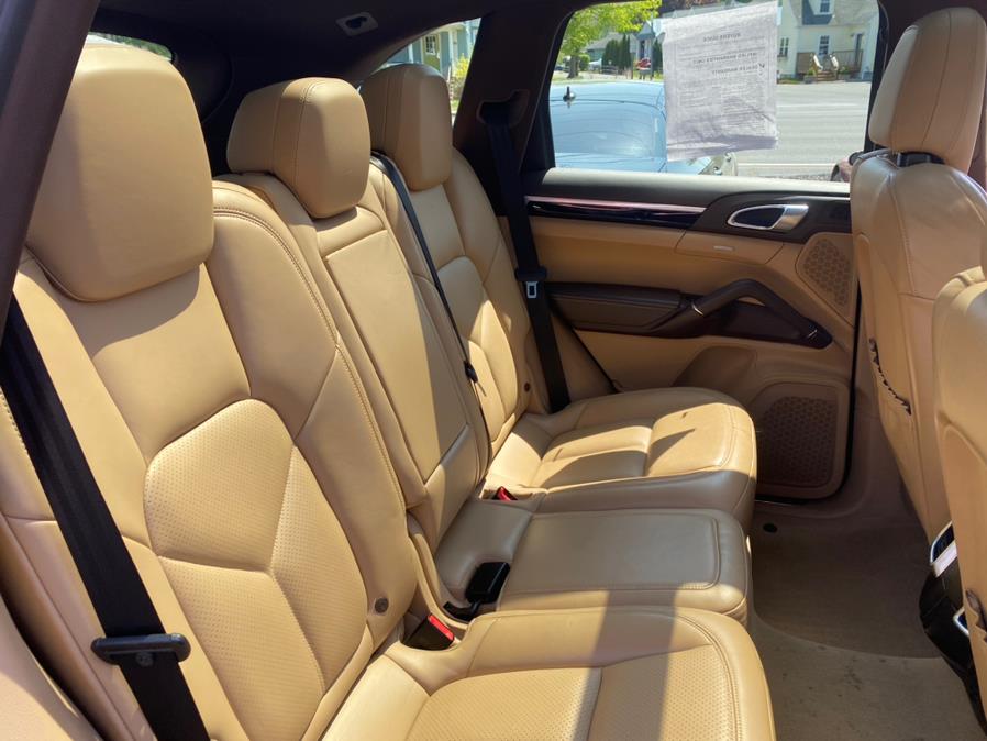 2018 Porsche Cayenne S AWD, available for sale in Canton, Connecticut | Lava Motors 2 Inc. Canton, Connecticut 2018 Porsche Cayenne S AWD, available for sale in Canton, Connecticut | Lava Motors 2 Inc. Canton, Connecticut