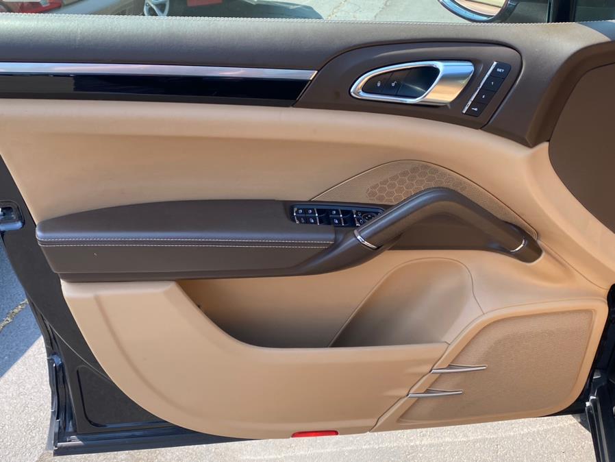 2018 Porsche Cayenne S AWD, available for sale in Canton, Connecticut | Lava Motors 2 Inc. Canton, Connecticut 2018 Porsche Cayenne S AWD, available for sale in Canton, Connecticut | Lava Motors 2 Inc. Canton, Connecticut