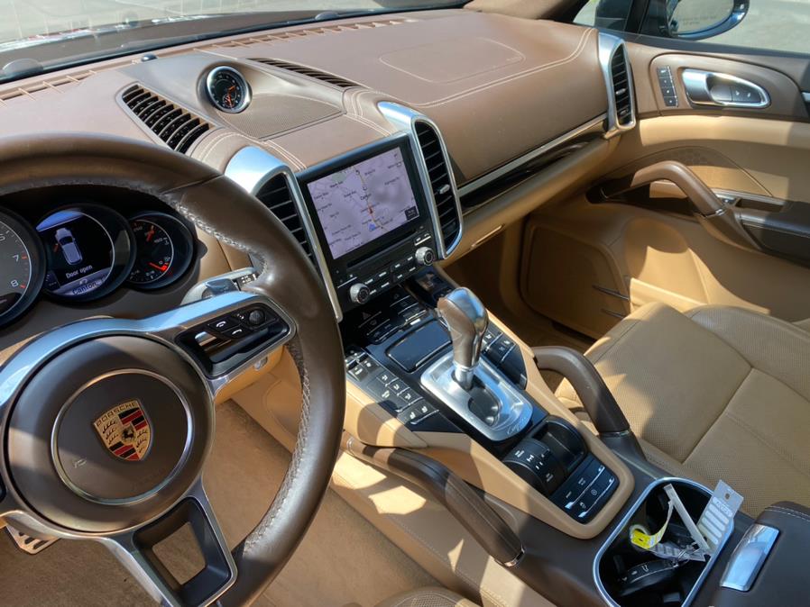 2018 Porsche Cayenne S AWD, available for sale in Canton, Connecticut | Lava Motors 2 Inc. Canton, Connecticut 2018 Porsche Cayenne S AWD, available for sale in Canton, Connecticut | Lava Motors 2 Inc. Canton, Connecticut