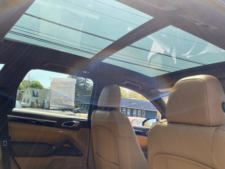 2018 Porsche Cayenne S AWD, available for sale in Canton, Connecticut | Lava Motors 2 Inc. Canton, Connecticut 2018 Porsche Cayenne S AWD, available for sale in Canton, Connecticut | Lava Motors 2 Inc. Canton, Connecticut