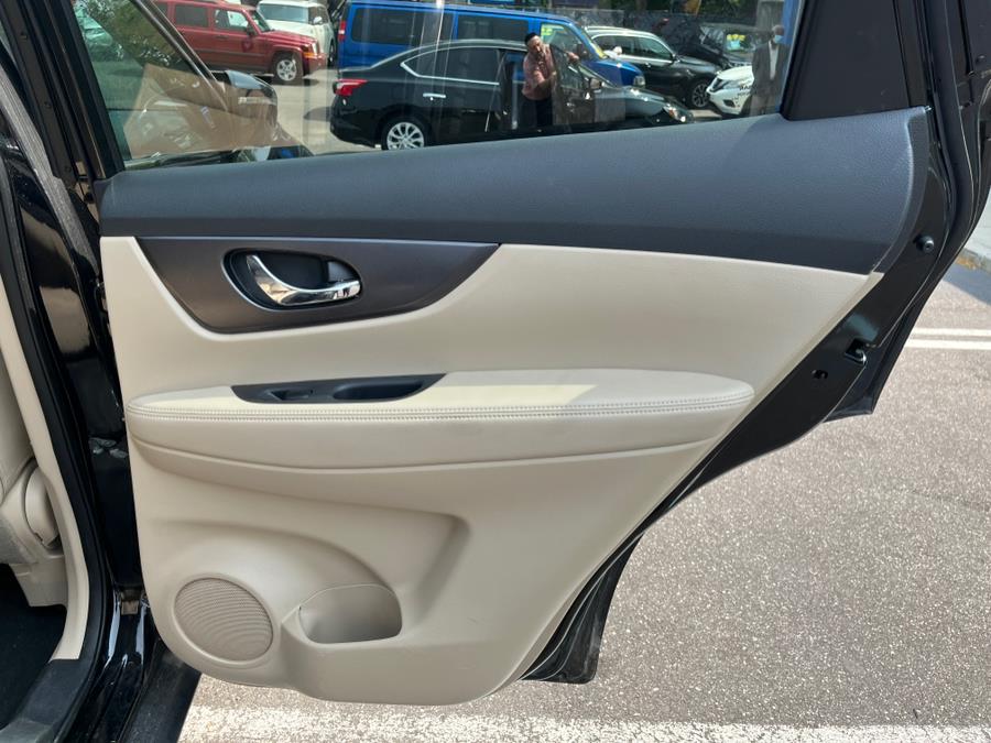 2016 Nissan Rogue SV. CLEAN CARFAX. LOW MILES!!!, available for sale in Elmont, New York | Sunrise of Elmont. Elmont, New York 2016 Nissan Rogue SV. CLEAN CARFAX. LOW MILES!!!, available for sale in Elmont, New York | Sunrise of Elmont. Elmont, New York