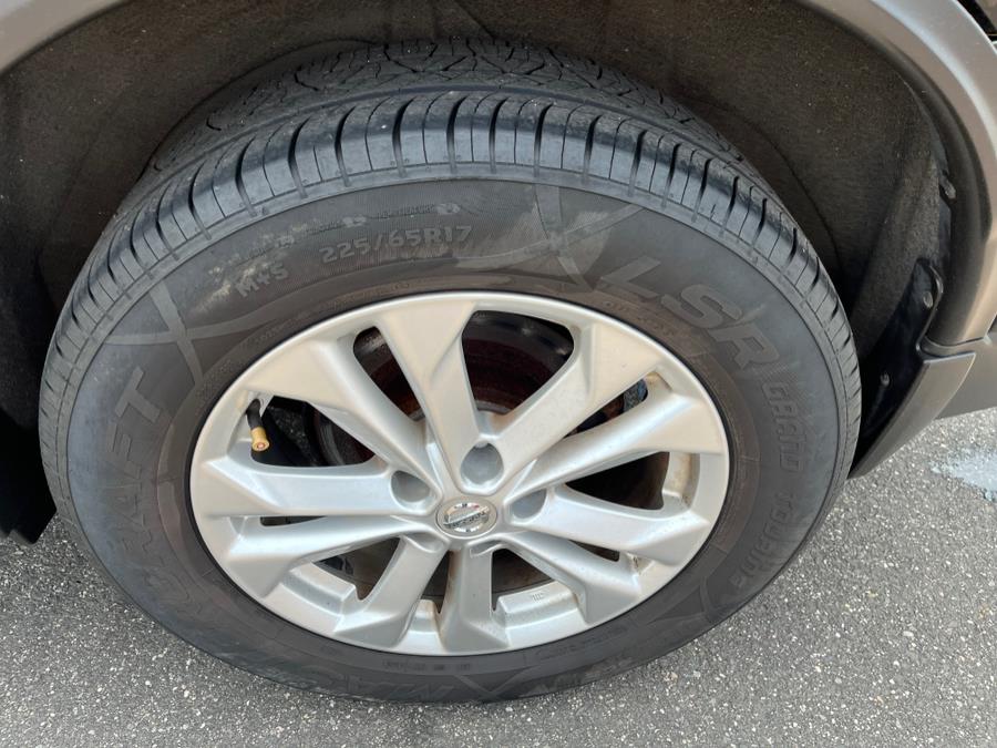 2016 Nissan Rogue SV. CLEAN CARFAX. LOW MILES!!!, available for sale in Elmont, New York | Sunrise of Elmont. Elmont, New York 2016 Nissan Rogue SV. CLEAN CARFAX. LOW MILES!!!, available for sale in Elmont, New York | Sunrise of Elmont. Elmont, New York