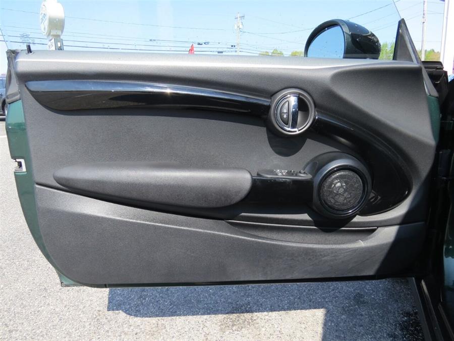 2018 Mini Hardtop 2 Door Cooper S 2dr Hatchback, available for sale in Auburn, Maine | Lake City Exports Inc. Auburn, Maine 2018 Mini Hardtop 2 Door Cooper S 2dr Hatchback, available for sale in Auburn, Maine | Lake City Exports Inc. Auburn, Maine