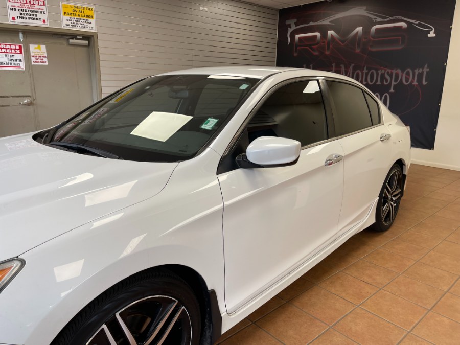 2017 Honda Accord Sedan Sport SE CVT, available for sale in Suffern, New York | Rockland Motor Sport. Suffern, New York 2017 Honda Accord Sedan Sport SE CVT, available for sale in Suffern, New York | Rockland Motor Sport. Suffern, New York