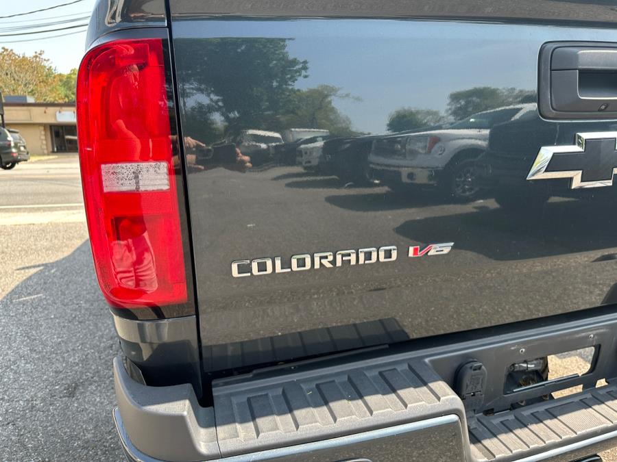 2018 Chevrolet Colorado 4WD Crew Cab 128.3" Z71, available for sale in Huntington Station, New York | Huntington Auto Mall. Huntington Station, New York 2018 Chevrolet Colorado 4WD Crew Cab 128.3" Z71, available for sale in Huntington Station, New York | Huntington Auto Mall. Huntington Station, New York