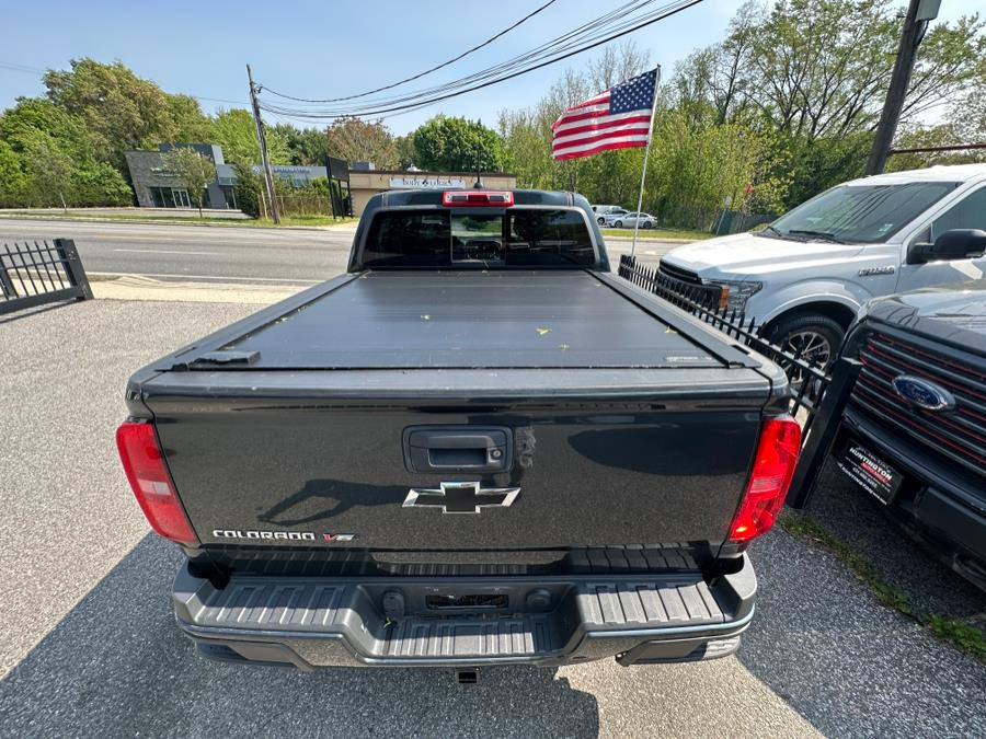 2018 Chevrolet Colorado 4WD Crew Cab 128.3" Z71, available for sale in Huntington Station, New York | Huntington Auto Mall. Huntington Station, New York 2018 Chevrolet Colorado 4WD Crew Cab 128.3" Z71, available for sale in Huntington Station, New York | Huntington Auto Mall. Huntington Station, New York