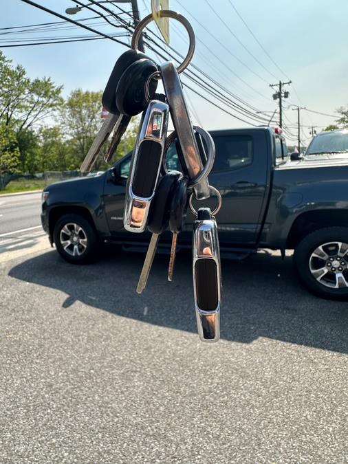 2018 Chevrolet Colorado 4WD Crew Cab 128.3" Z71, available for sale in Huntington Station, New York | Huntington Auto Mall. Huntington Station, New York 2018 Chevrolet Colorado 4WD Crew Cab 128.3" Z71, available for sale in Huntington Station, New York | Huntington Auto Mall. Huntington Station, New York