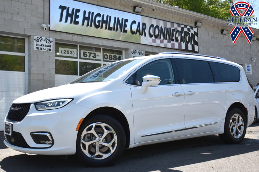 2021 Chrysler Pacifica Limited AWD, available for sale in Waterbury, Connecticut | Highline Car Connection. Waterbury, Connecticut