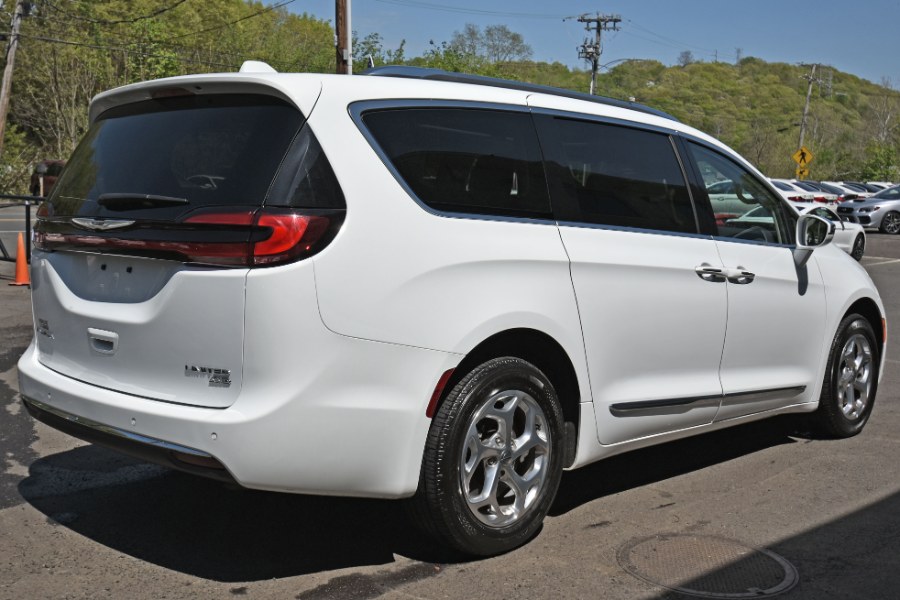 2021 Chrysler Pacifica Limited AWD, available for sale in Waterbury, Connecticut | Highline Car Connection. Waterbury, Connecticut 2021 Chrysler Pacifica Limited AWD, available for sale in Waterbury, Connecticut | Highline Car Connection. Waterbury, Connecticut
