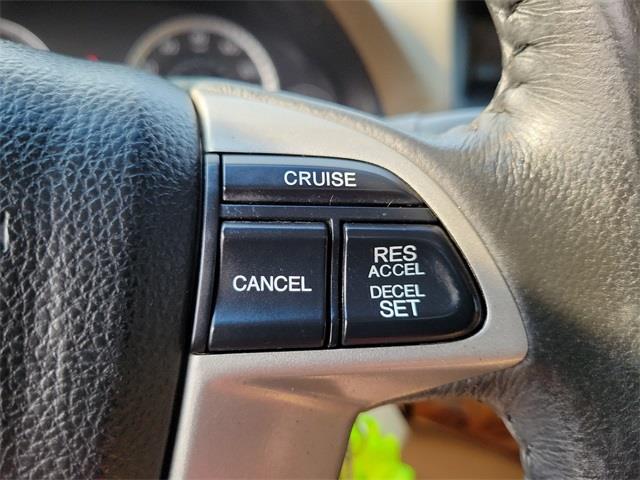 2008 Honda Accord EX-L, available for sale in Stratford, Connecticut | Wiz Leasing Inc. Stratford, Connecticut 2008 Honda Accord EX-L, available for sale in Stratford, Connecticut | Wiz Leasing Inc. Stratford, Connecticut