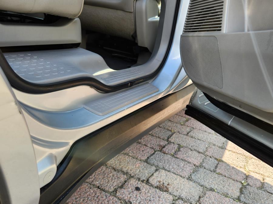 2009 Honda Pilot 4WD 4dr Touring w/Navi, available for sale in West Babylon, New York | SGM Auto Sales. West Babylon, New York 2009 Honda Pilot 4WD 4dr Touring w/Navi, available for sale in West Babylon, New York | SGM Auto Sales. West Babylon, New York