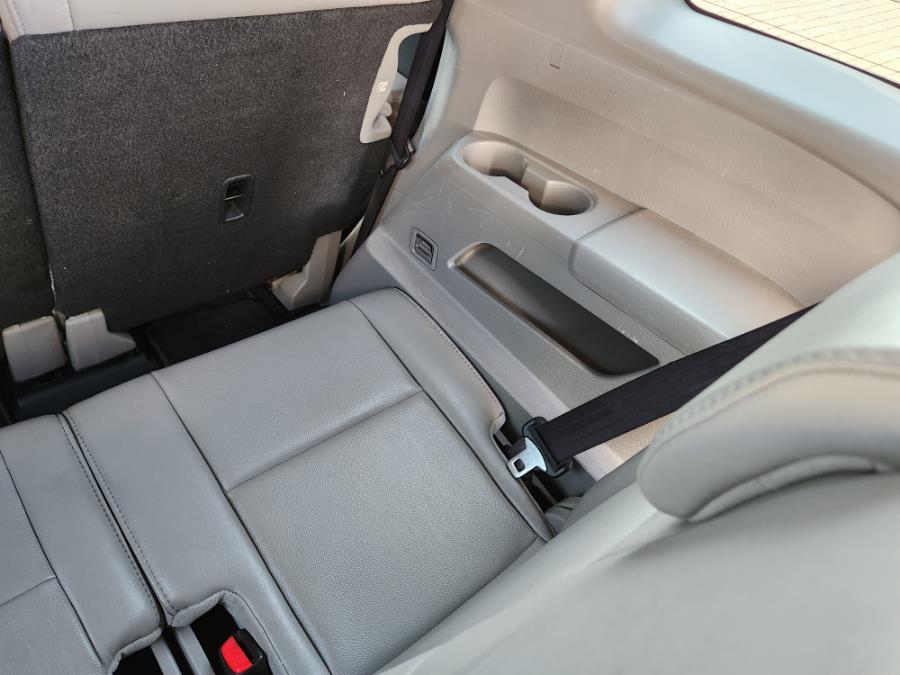 2009 Honda Pilot 4WD 4dr Touring w/Navi, available for sale in West Babylon, New York | SGM Auto Sales. West Babylon, New York 2009 Honda Pilot 4WD 4dr Touring w/Navi, available for sale in West Babylon, New York | SGM Auto Sales. West Babylon, New York