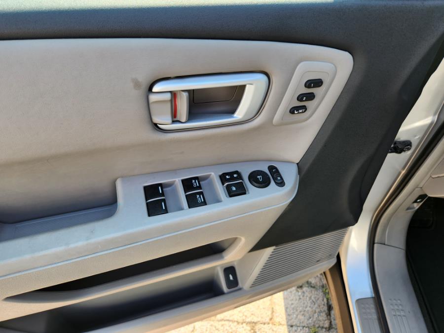 2009 Honda Pilot 4WD 4dr Touring w/Navi, available for sale in West Babylon, New York | SGM Auto Sales. West Babylon, New York 2009 Honda Pilot 4WD 4dr Touring w/Navi, available for sale in West Babylon, New York | SGM Auto Sales. West Babylon, New York