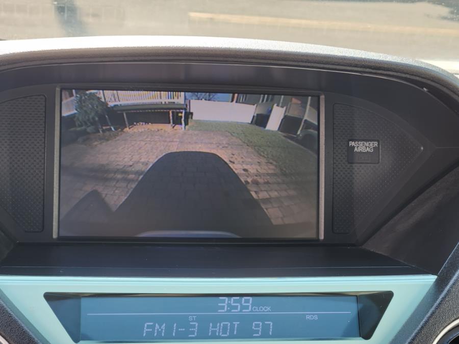 2009 Honda Pilot 4WD 4dr Touring w/Navi, available for sale in West Babylon, New York | SGM Auto Sales. West Babylon, New York 2009 Honda Pilot 4WD 4dr Touring w/Navi, available for sale in West Babylon, New York | SGM Auto Sales. West Babylon, New York