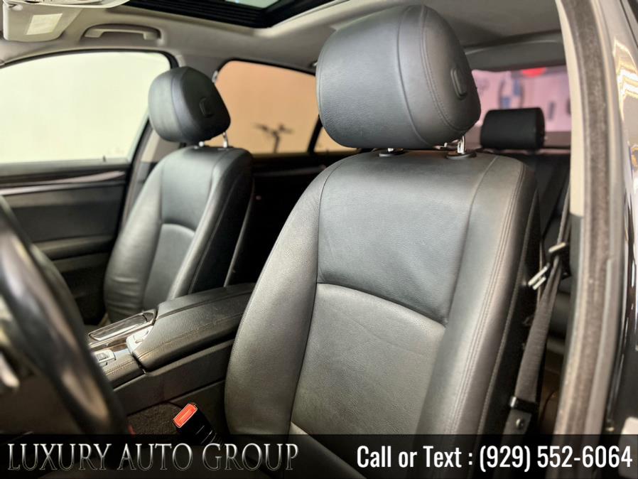 2016 BMW 5 Series 4dr Sdn 528i xDrive AWD, available for sale in Bronx, New York | Luxury Auto Group. Bronx, New York 2016 BMW 5 Series 4dr Sdn 528i xDrive AWD, available for sale in Bronx, New York | Luxury Auto Group. Bronx, New York
