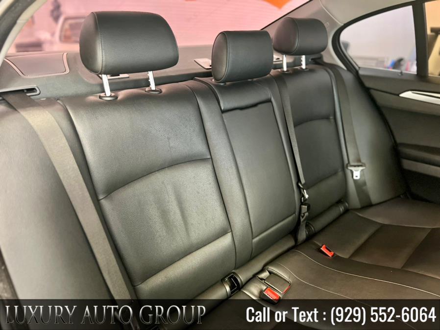 2016 BMW 5 Series 4dr Sdn 528i xDrive AWD, available for sale in Bronx, New York | Luxury Auto Group. Bronx, New York 2016 BMW 5 Series 4dr Sdn 528i xDrive AWD, available for sale in Bronx, New York | Luxury Auto Group. Bronx, New York