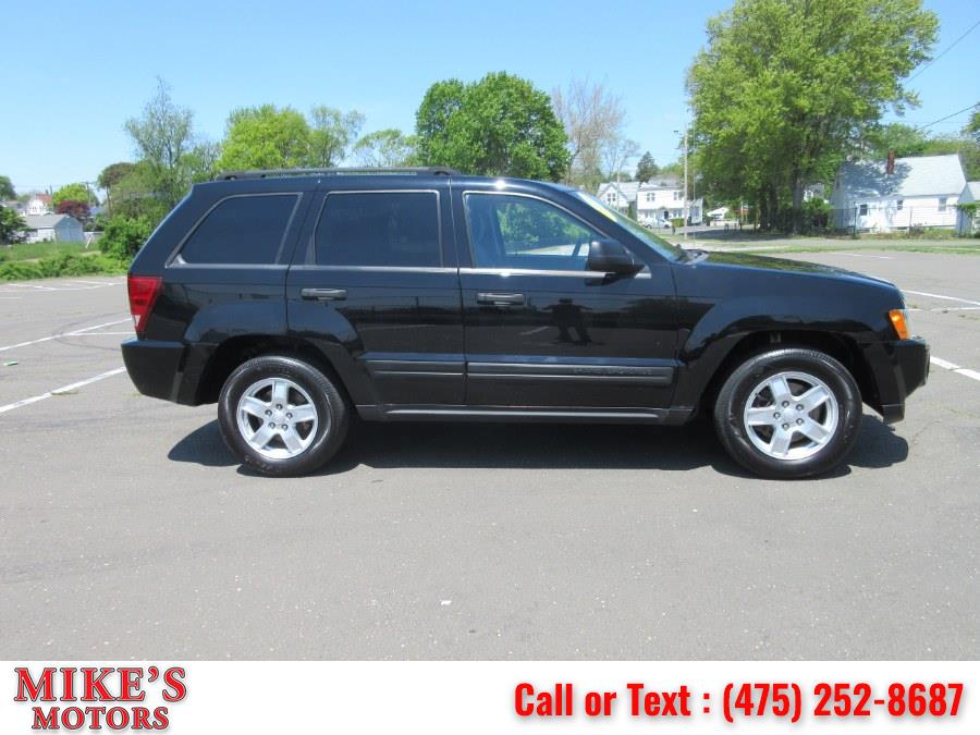 2006 Jeep Grand Cherokee 4dr Laredo 4WD, available for sale in Stratford, Connecticut | Mike's Motors LLC. Stratford, Connecticut 2006 Jeep Grand Cherokee 4dr Laredo 4WD, available for sale in Stratford, Connecticut | Mike's Motors LLC. Stratford, Connecticut