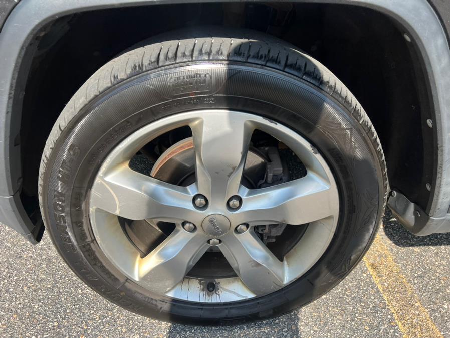2012 Jeep Grand Cherokee 4WD 4dr Limited, available for sale in Waterbury, Connecticut | Platinum Auto Care. Waterbury, Connecticut 2012 Jeep Grand Cherokee 4WD 4dr Limited, available for sale in Waterbury, Connecticut | Platinum Auto Care. Waterbury, Connecticut