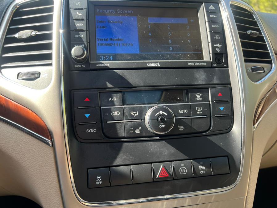 2012 Jeep Grand Cherokee 4WD 4dr Limited, available for sale in Waterbury, Connecticut | Platinum Auto Care. Waterbury, Connecticut 2012 Jeep Grand Cherokee 4WD 4dr Limited, available for sale in Waterbury, Connecticut | Platinum Auto Care. Waterbury, Connecticut