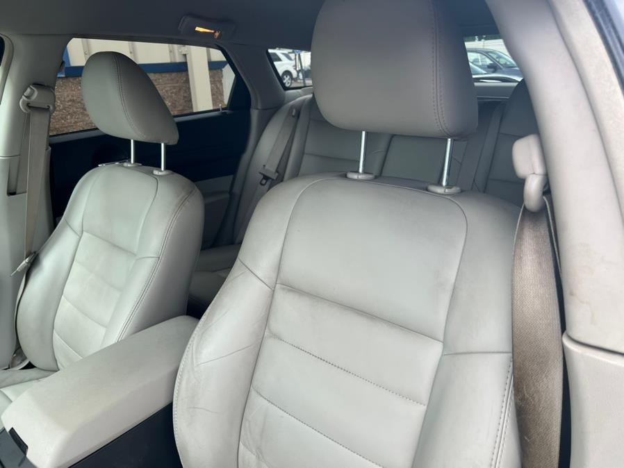 2005 Dodge Magnum 4dr Wgn R/T RWD, available for sale in East Windsor, Connecticut | Century Auto And Truck. East Windsor, Connecticut 2005 Dodge Magnum 4dr Wgn R/T RWD, available for sale in East Windsor, Connecticut | Century Auto And Truck. East Windsor, Connecticut