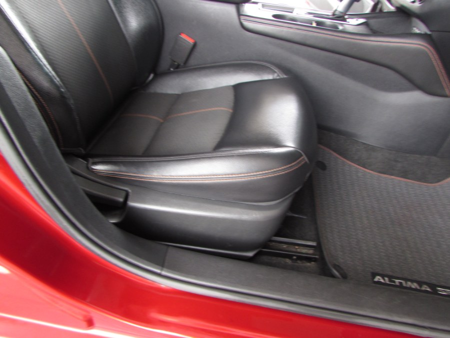 2019 Nissan Altima 2.5 SR Sedan, available for sale in Orlando, Florida | VIP Auto Enterprise, Inc. Orlando, Florida 2019 Nissan Altima 2.5 SR Sedan, available for sale in Orlando, Florida | VIP Auto Enterprise, Inc. Orlando, Florida