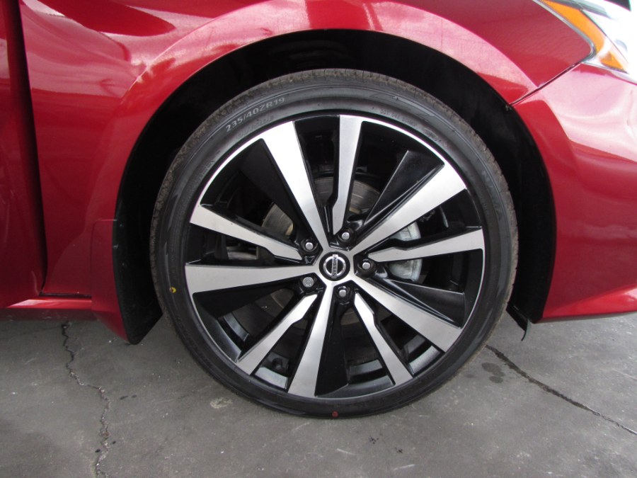 2019 Nissan Altima 2.5 SR Sedan, available for sale in Orlando, Florida | VIP Auto Enterprise, Inc. Orlando, Florida 2019 Nissan Altima 2.5 SR Sedan, available for sale in Orlando, Florida | VIP Auto Enterprise, Inc. Orlando, Florida