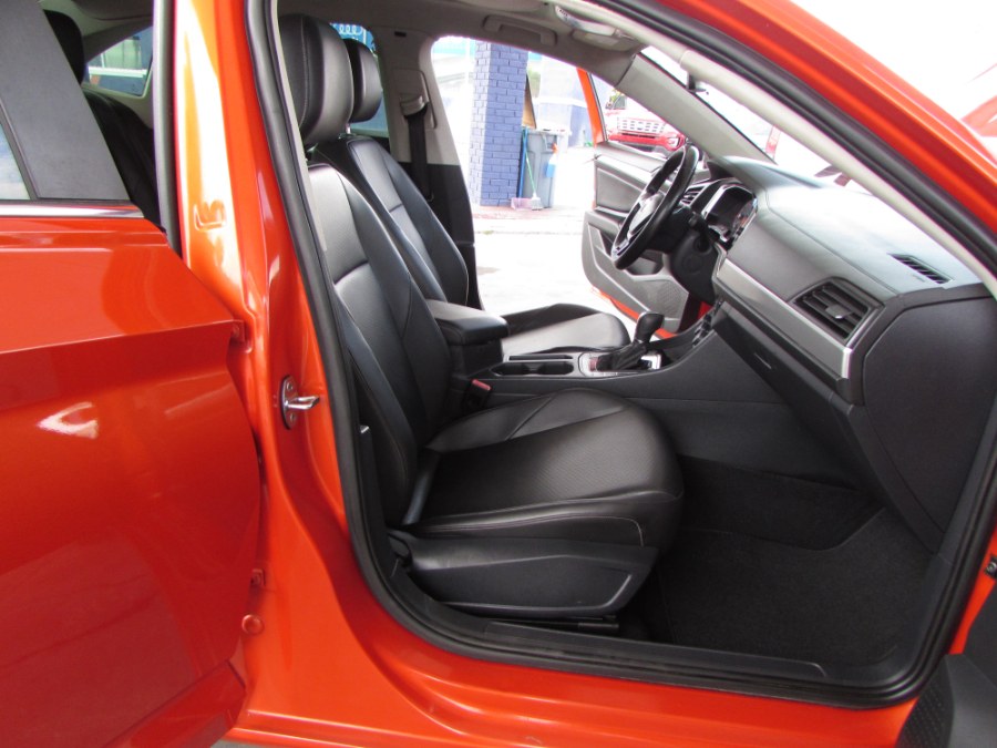 2019 Volkswagen Jetta SE Auto w/SULEV, available for sale in Orlando, Florida | VIP Auto Enterprise, Inc. Orlando, Florida 2019 Volkswagen Jetta SE Auto w/SULEV, available for sale in Orlando, Florida | VIP Auto Enterprise, Inc. Orlando, Florida