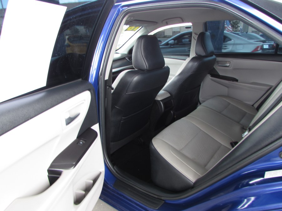 2016 Toyota Camry 4dr Sdn I4 Auto SE (Natl), available for sale in Orlando, Florida | VIP Auto Enterprise, Inc. Orlando, Florida 2016 Toyota Camry 4dr Sdn I4 Auto SE (Natl), available for sale in Orlando, Florida | VIP Auto Enterprise, Inc. Orlando, Florida