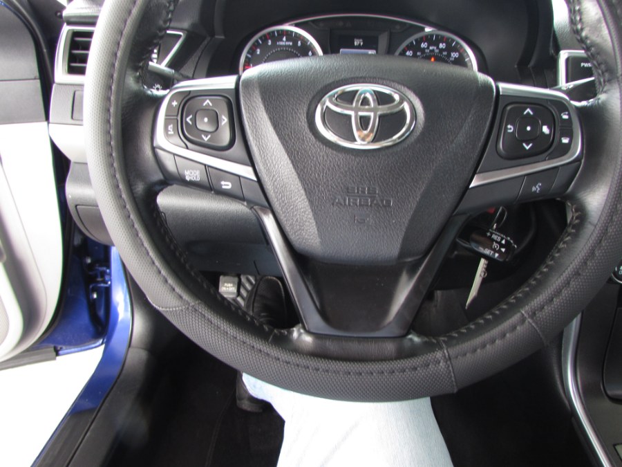 2016 Toyota Camry 4dr Sdn I4 Auto SE (Natl), available for sale in Orlando, Florida | VIP Auto Enterprise, Inc. Orlando, Florida 2016 Toyota Camry 4dr Sdn I4 Auto SE (Natl), available for sale in Orlando, Florida | VIP Auto Enterprise, Inc. Orlando, Florida