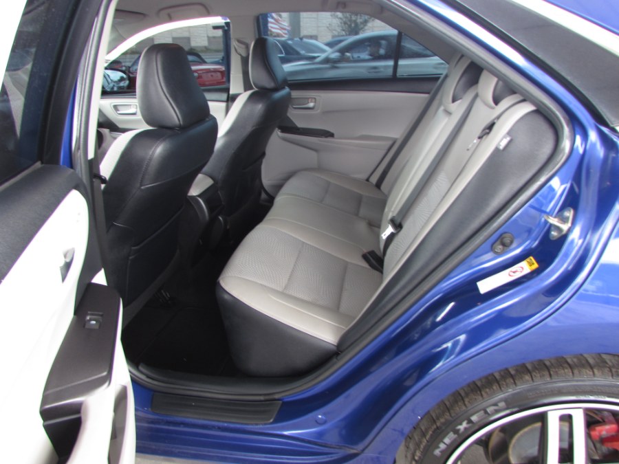 2016 Toyota Camry 4dr Sdn I4 Auto SE (Natl), available for sale in Orlando, Florida | VIP Auto Enterprise, Inc. Orlando, Florida 2016 Toyota Camry 4dr Sdn I4 Auto SE (Natl), available for sale in Orlando, Florida | VIP Auto Enterprise, Inc. Orlando, Florida