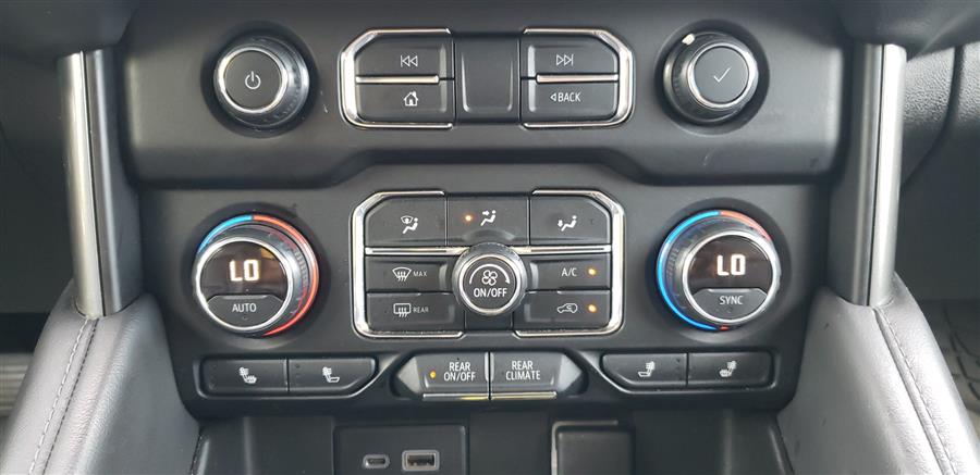 2021 Chevrolet Suburban 4WD 4dr LT, available for sale in Little Ferry, New Jersey | Victoria Preowned Autos Inc. Little Ferry, New Jersey 2021 Chevrolet Suburban 4WD 4dr LT, available for sale in Little Ferry, New Jersey | Victoria Preowned Autos Inc. Little Ferry, New Jersey