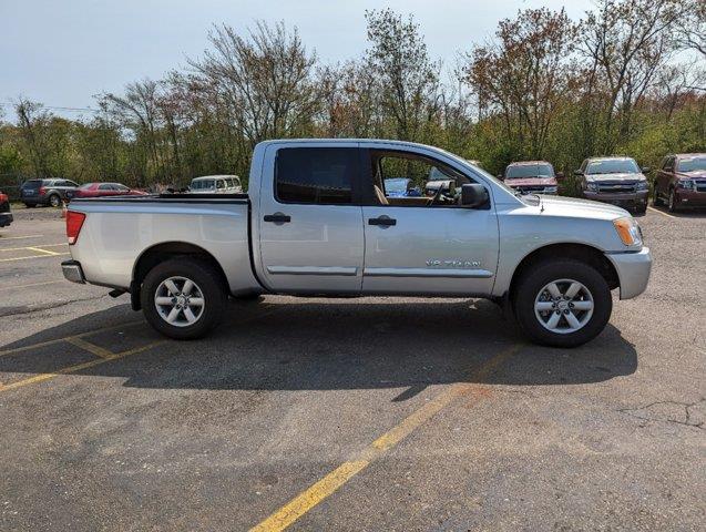 2008 Nissan Titan 4WD Crew Cab SWB SE, available for sale in Clinton, Connecticut | M&M Motors International. Clinton, Connecticut 2008 Nissan Titan 4WD Crew Cab SWB SE, available for sale in Clinton, Connecticut | M&M Motors International. Clinton, Connecticut