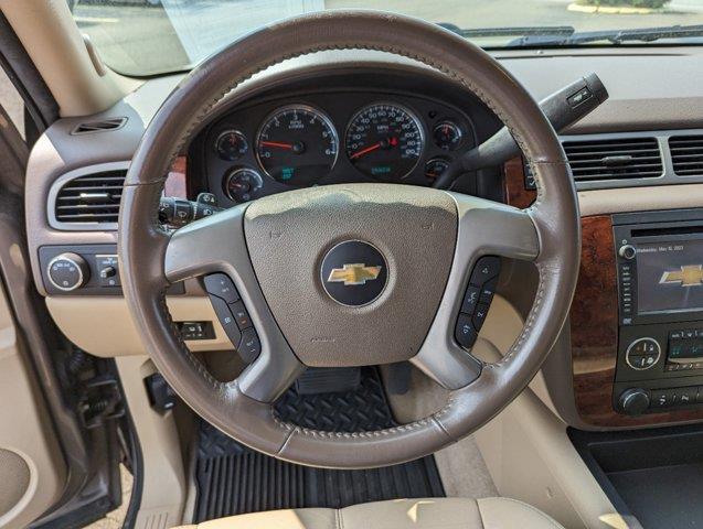 2014 Chevrolet Suburban 4WD 4dr LT, available for sale in Clinton, Connecticut | M&M Motors International. Clinton, Connecticut 2014 Chevrolet Suburban 4WD 4dr LT, available for sale in Clinton, Connecticut | M&M Motors International. Clinton, Connecticut