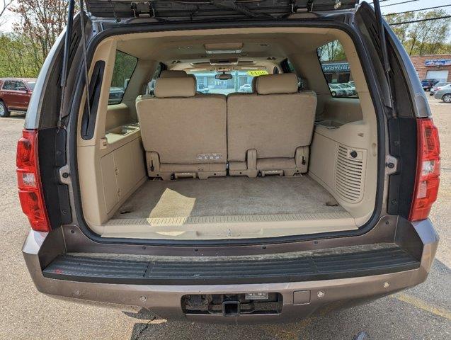 2014 Chevrolet Suburban 4WD 4dr LT, available for sale in Clinton, Connecticut | M&M Motors International. Clinton, Connecticut 2014 Chevrolet Suburban 4WD 4dr LT, available for sale in Clinton, Connecticut | M&M Motors International. Clinton, Connecticut