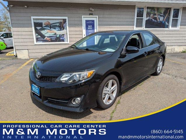 2012 Toyota Camry 4dr Sdn I4 Auto SE (Natl), available for sale in Clinton, Connecticut | M&M Motors International. Clinton, Connecticut