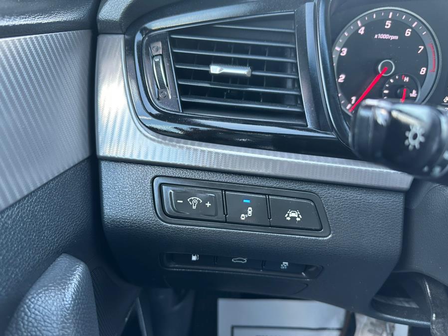 2019 Hyundai Sonata Limited 2.0T, available for sale in Taunton, Massachusetts | Rt 138 Auto Center Inc . Taunton, Massachusetts 2019 Hyundai Sonata Limited 2.0T, available for sale in Taunton, Massachusetts | Rt 138 Auto Center Inc . Taunton, Massachusetts