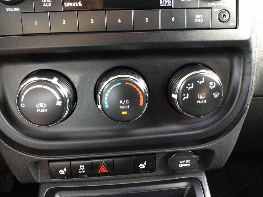 2014 Jeep Patriot 4WD 4dr Latitude, available for sale in Plantsville, Connecticut | L&S Automotive LLC. Plantsville, Connecticut 2014 Jeep Patriot 4WD 4dr Latitude, available for sale in Plantsville, Connecticut | L&S Automotive LLC. Plantsville, Connecticut