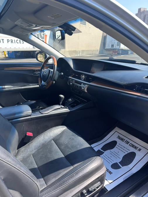 2014 Lexus ES 300h 4dr Sdn Hybrid, available for sale in Revere, Massachusetts | Wonderland Auto. Revere, Massachusetts 2014 Lexus ES 300h 4dr Sdn Hybrid, available for sale in Revere, Massachusetts | Wonderland Auto. Revere, Massachusetts