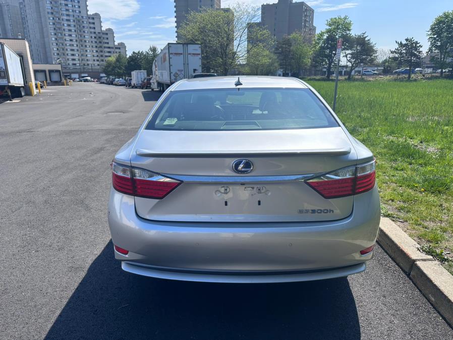 2014 Lexus ES 300h 4dr Sdn Hybrid, available for sale in Revere, Massachusetts | Wonderland Auto. Revere, Massachusetts 2014 Lexus ES 300h 4dr Sdn Hybrid, available for sale in Revere, Massachusetts | Wonderland Auto. Revere, Massachusetts