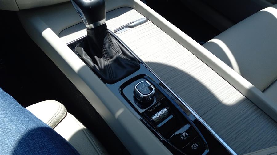 2020 Volvo XC60 T6 AWD Inscription, available for sale in Old Saybrook, Connecticut | Saybrook Auto Barn. Old Saybrook, Connecticut 2020 Volvo XC60 T6 AWD Inscription, available for sale in Old Saybrook, Connecticut | Saybrook Auto Barn. Old Saybrook, Connecticut
