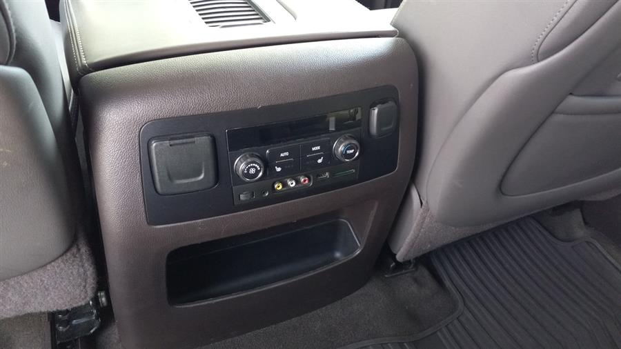 2015 GMC Yukon XL 4WD 4dr Denali, available for sale in Old Saybrook, Connecticut | Saybrook Auto Barn. Old Saybrook, Connecticut 2015 GMC Yukon XL 4WD 4dr Denali, available for sale in Old Saybrook, Connecticut | Saybrook Auto Barn. Old Saybrook, Connecticut