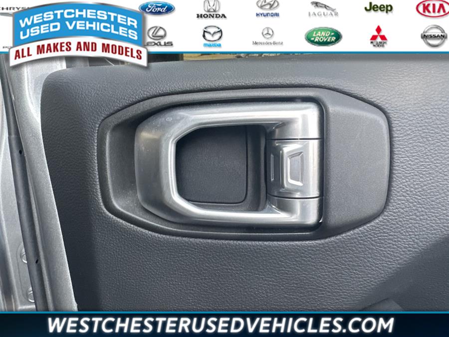 2019 Jeep Wrangler Unlimited Sahara, available for sale in White Plains, New York | Westchester Used Vehicles. White Plains, New York 2019 Jeep Wrangler Unlimited Sahara, available for sale in White Plains, New York | Westchester Used Vehicles. White Plains, New York