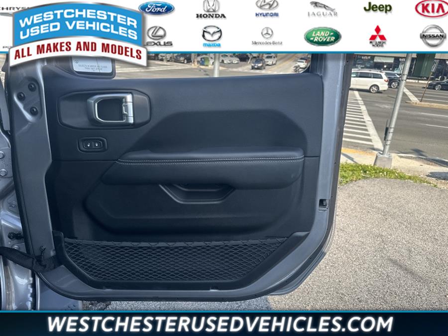 2019 Jeep Wrangler Unlimited Sahara, available for sale in White Plains, New York | Westchester Used Vehicles. White Plains, New York 2019 Jeep Wrangler Unlimited Sahara, available for sale in White Plains, New York | Westchester Used Vehicles. White Plains, New York