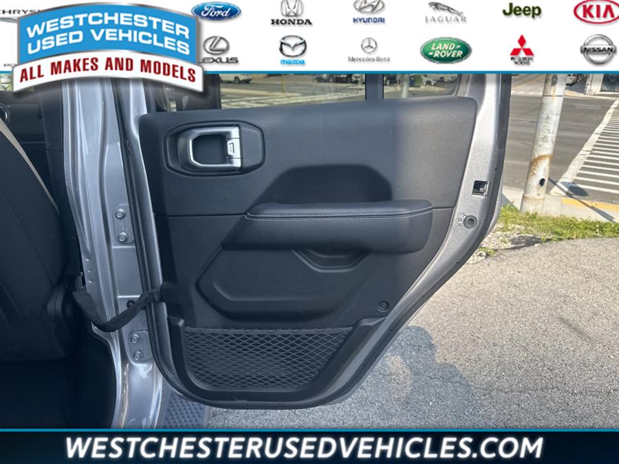 2019 Jeep Wrangler Unlimited Sahara, available for sale in White Plains, New York | Westchester Used Vehicles. White Plains, New York 2019 Jeep Wrangler Unlimited Sahara, available for sale in White Plains, New York | Westchester Used Vehicles. White Plains, New York