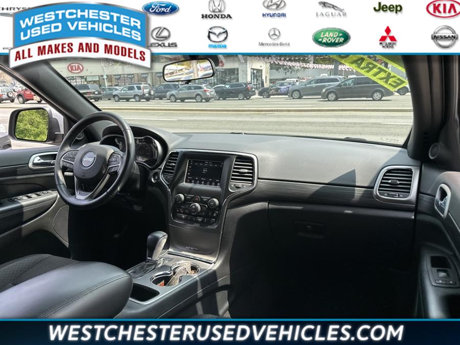 2020 Jeep Grand Cherokee Laredo E, available for sale in White Plains, New York | Westchester Used Vehicles. White Plains, New York 2020 Jeep Grand Cherokee Laredo E, available for sale in White Plains, New York | Westchester Used Vehicles. White Plains, New York