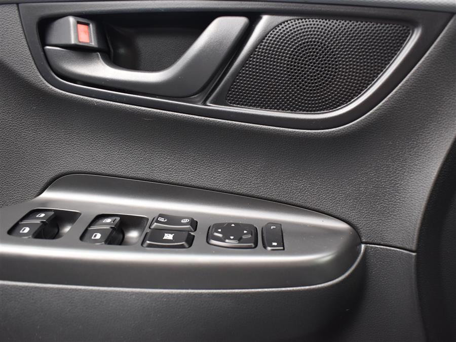 2019 Hyundai Kona SE Auto AWD, available for sale in Irvington, New Jersey | Foreign Auto Imports. Irvington, New Jersey 2019 Hyundai Kona SE Auto AWD, available for sale in Irvington, New Jersey | Foreign Auto Imports. Irvington, New Jersey