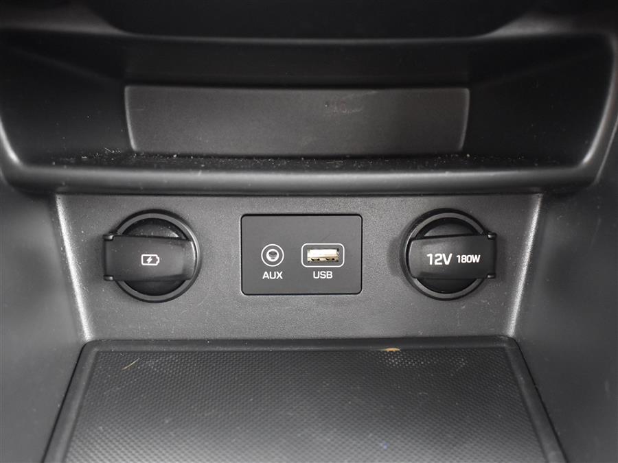 2019 Hyundai Kona SE Auto AWD, available for sale in Irvington, New Jersey | Foreign Auto Imports. Irvington, New Jersey 2019 Hyundai Kona SE Auto AWD, available for sale in Irvington, New Jersey | Foreign Auto Imports. Irvington, New Jersey